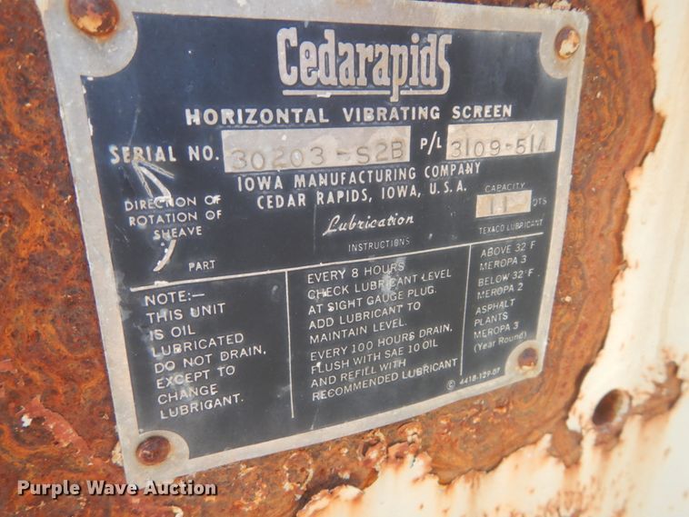image for item GR9766 Cedarapids screen