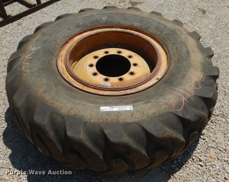 image for item GR9772 14.00-24 tire and wheel