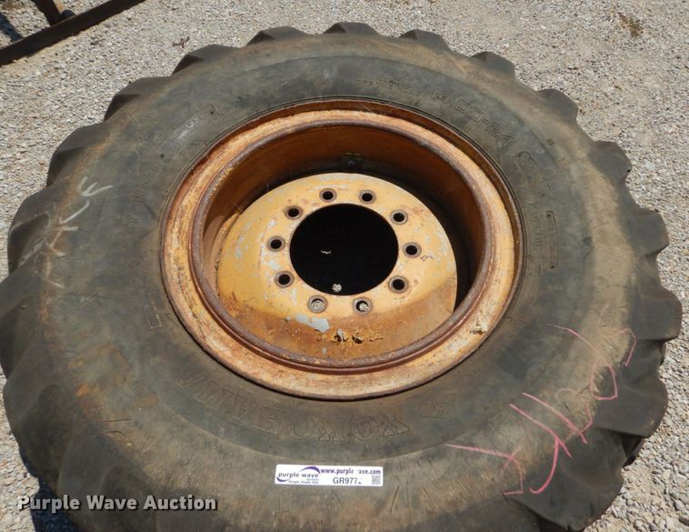 image for item GR9772 14.00-24 tire and wheel
