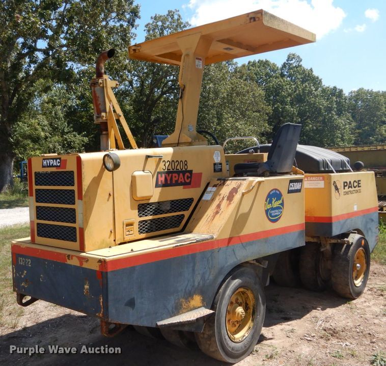 image for item GR9773 2000 Hypac C530AH  pneumatic roller