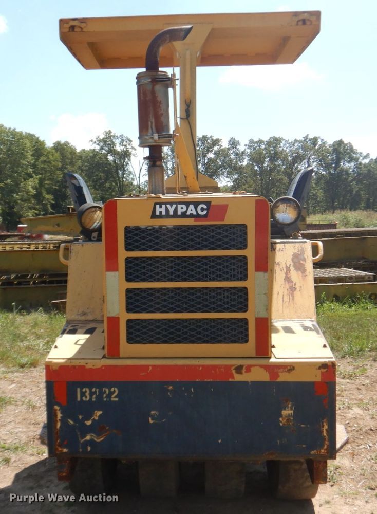 image for item GR9773 2000 Hypac C530AH  pneumatic roller