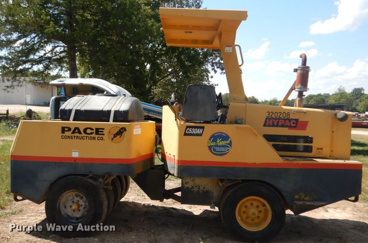 image for item GR9773 2000 Hypac C530AH  pneumatic roller