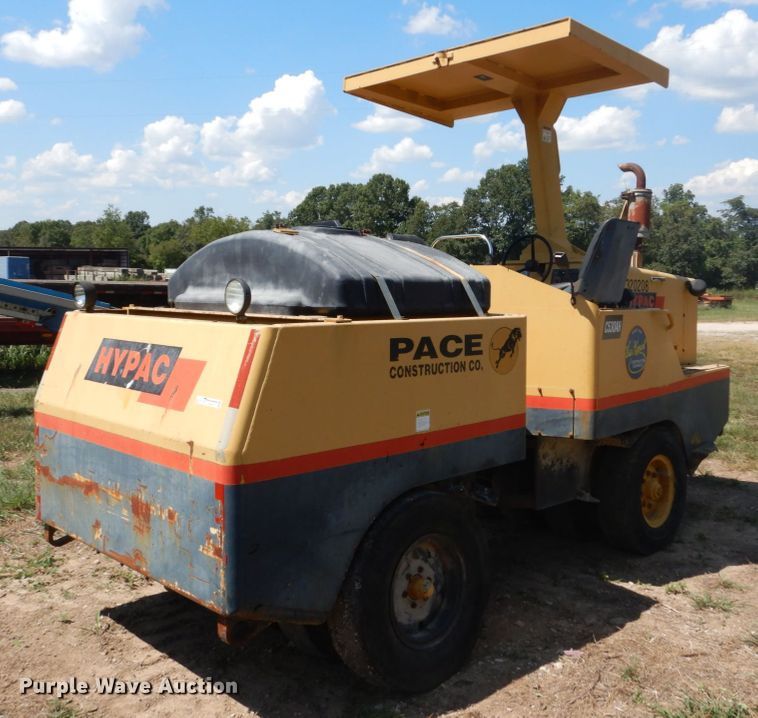 image for item GR9773 2000 Hypac C530AH  pneumatic roller