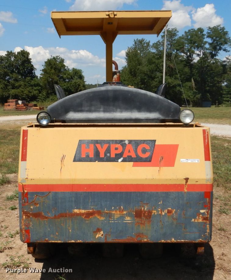 image for item GR9773 2000 Hypac C530AH  pneumatic roller