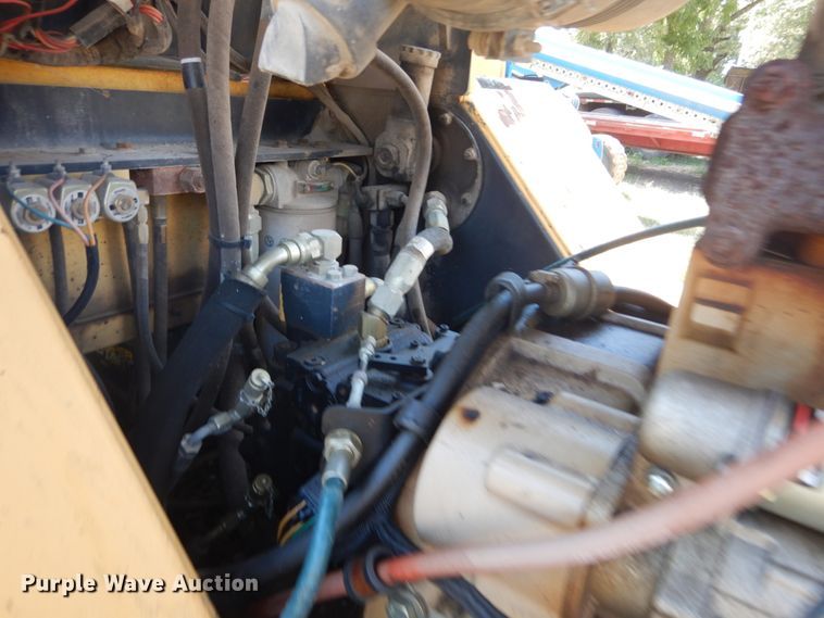 image for item GR9773 2000 Hypac C530AH  pneumatic roller