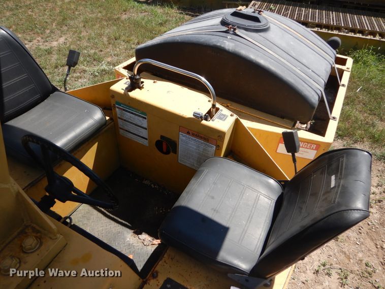 image for item GR9773 2000 Hypac C530AH  pneumatic roller