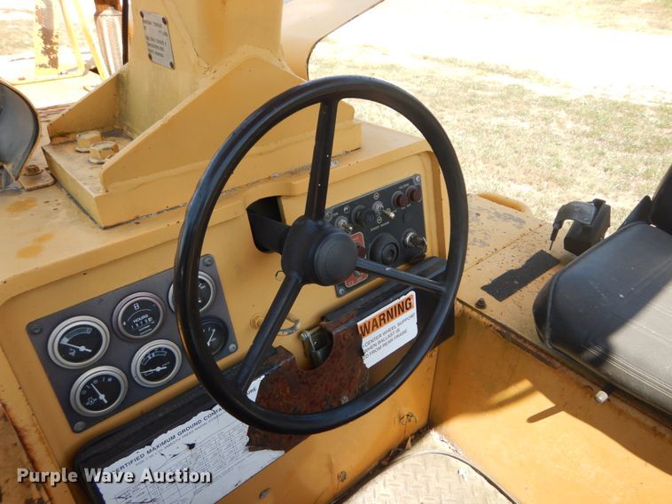 image for item GR9773 2000 Hypac C530AH  pneumatic roller