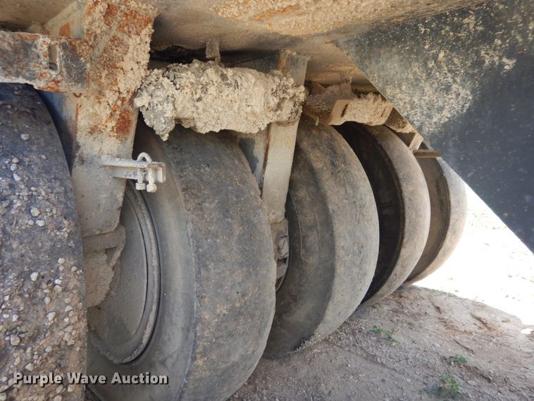 image for item GR9773 2000 Hypac C530AH  pneumatic roller