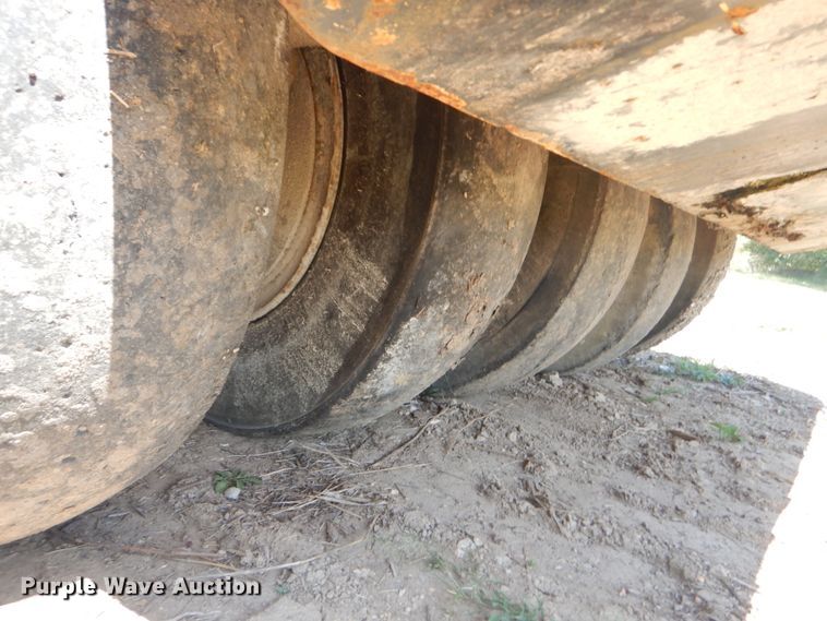 image for item GR9773 2000 Hypac C530AH  pneumatic roller