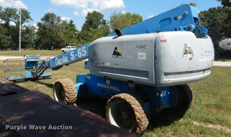 image for item GR9774 2008 Genie S65  boom lift