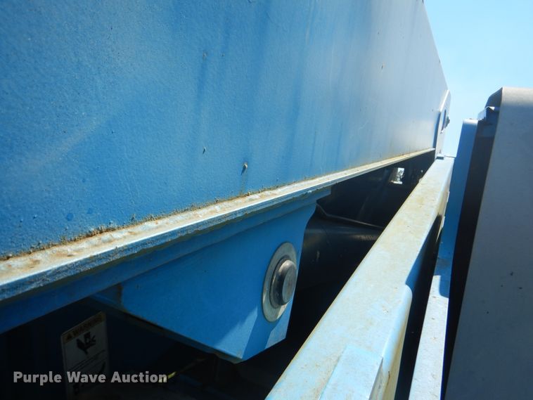 image for item GR9774 2008 Genie S65  boom lift
