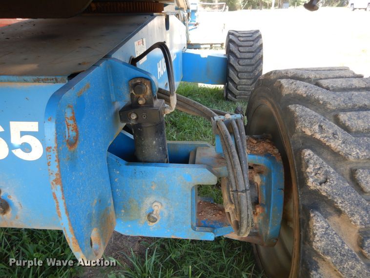 image for item GR9774 2008 Genie S65  boom lift