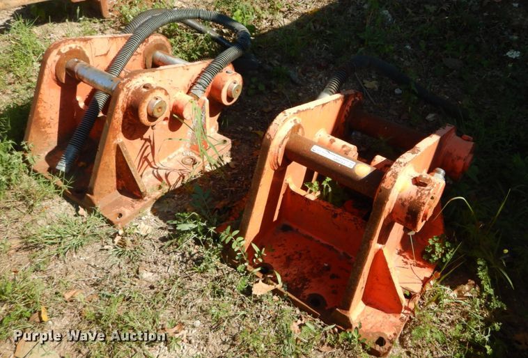 image for item GR9783 (2) NPK excavator mounts