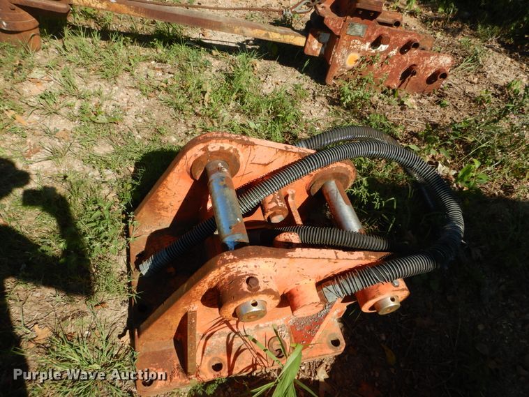 image for item GR9783 (2) NPK excavator mounts