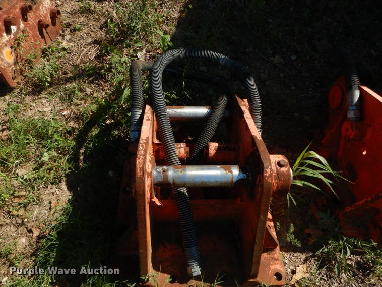 image for item GR9783 (2) NPK excavator mounts