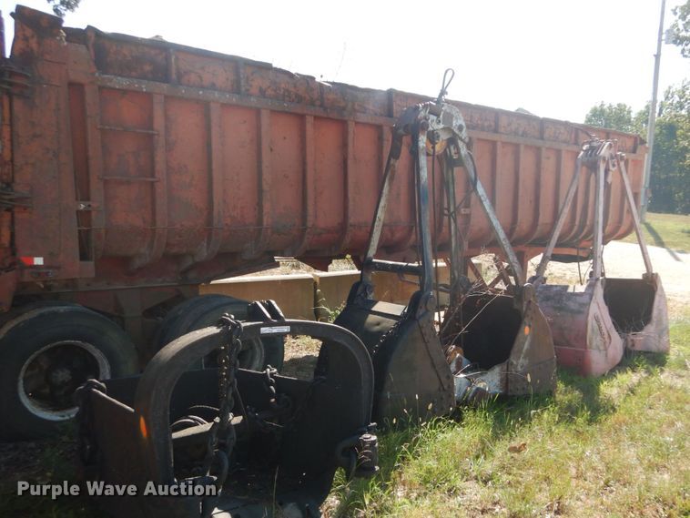 image for item GR9784 (3) buckets