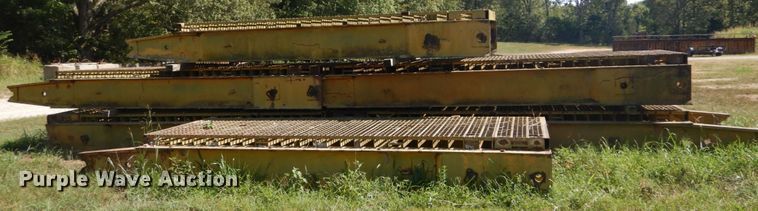 image for item GR9786 Metal bridge