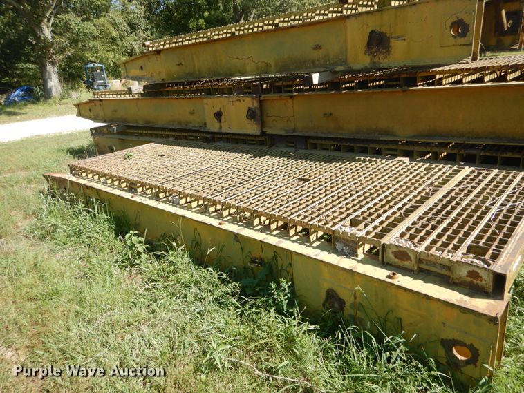 image for item GR9786 Metal bridge