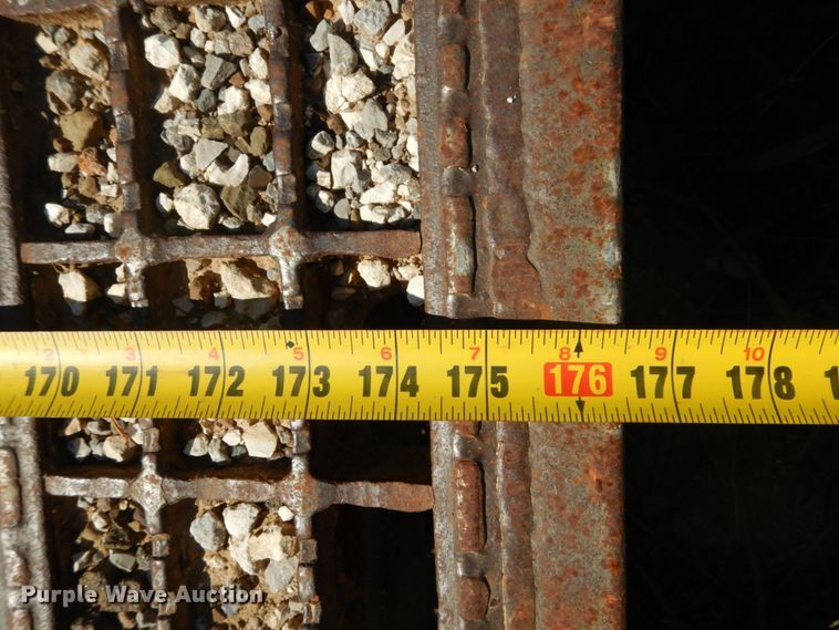 image for item GR9786 Metal bridge