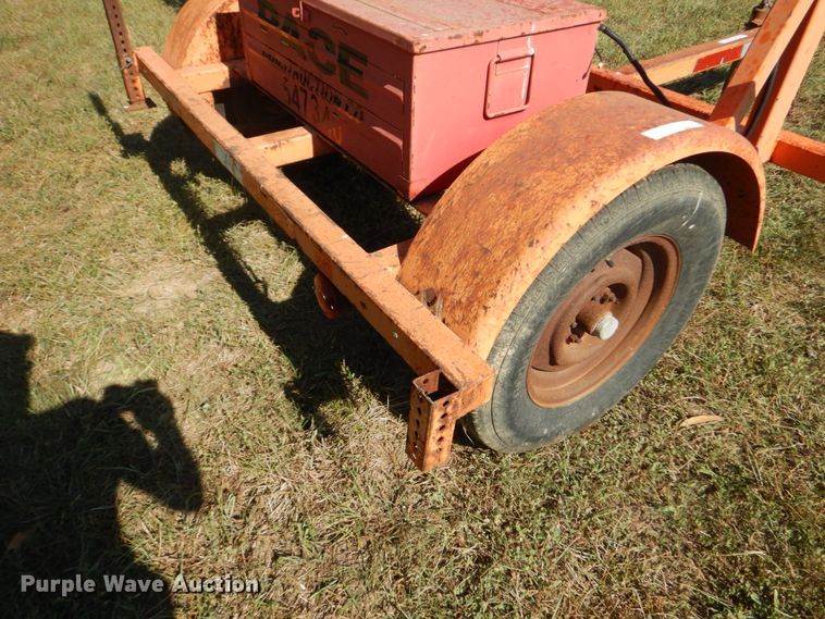 image for item GR9787 Wanco arrow board trailer