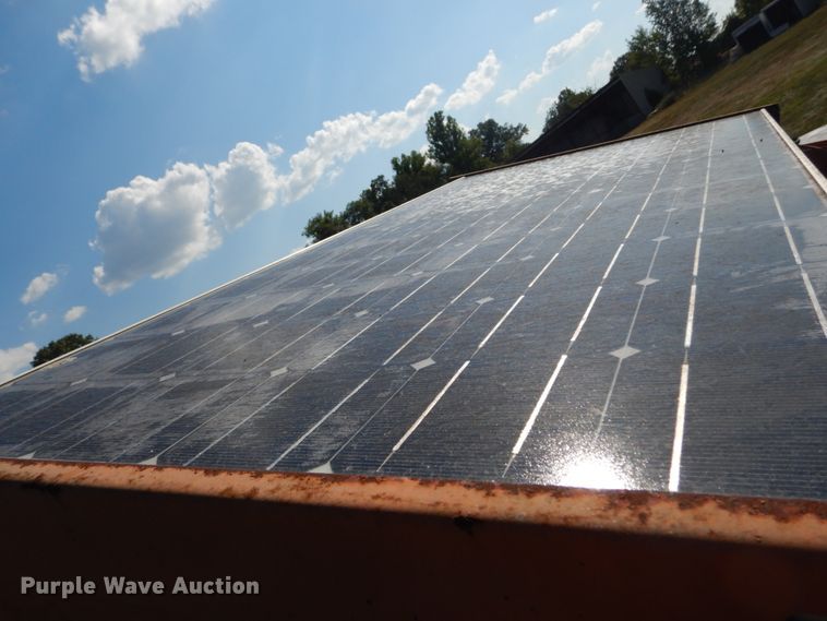 image for item GR9787 Wanco arrow board trailer