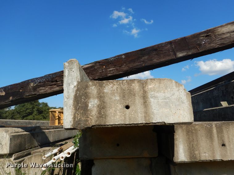 image for item GR9789 Precast concrete temporary bridge span