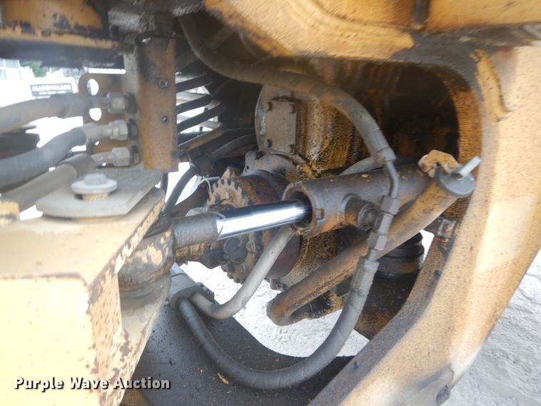 image for item GR9793 1999 Caterpillar 924F  wheel loader