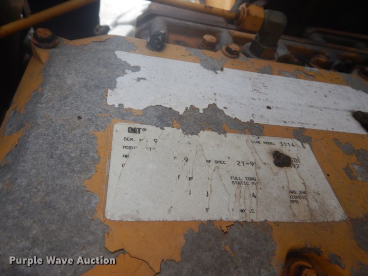 image for item GR9793 1999 Caterpillar 924F  wheel loader