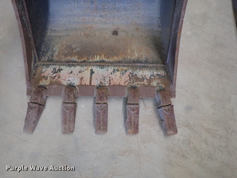 image for item GV9627 (4) excavator buckets