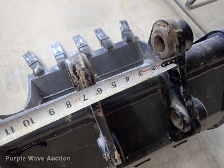 image for item GV9627 (4) excavator buckets