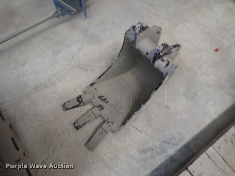 image for item GV9627 (4) excavator buckets