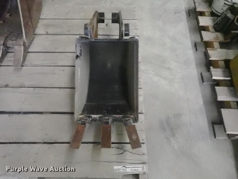 image for item GV9627 (4) excavator buckets