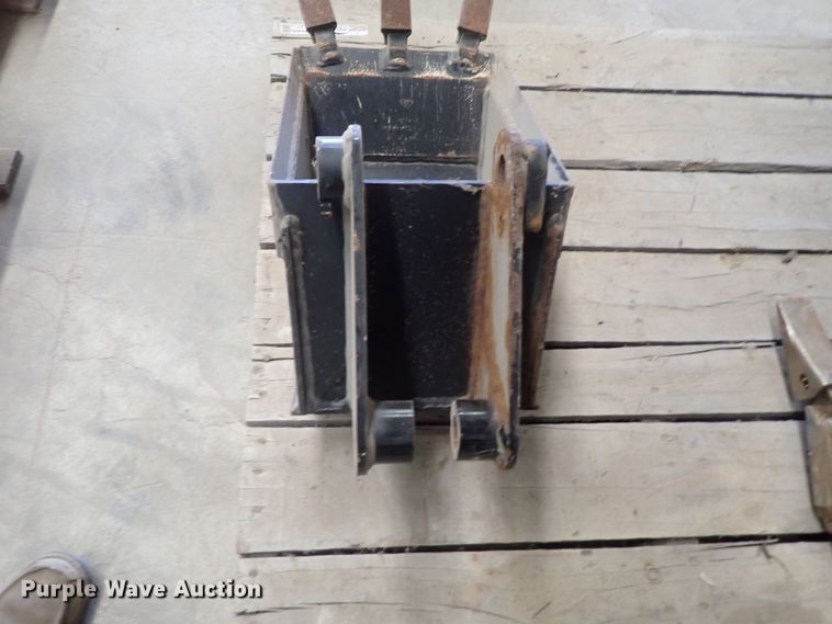 image for item GV9627 (4) excavator buckets