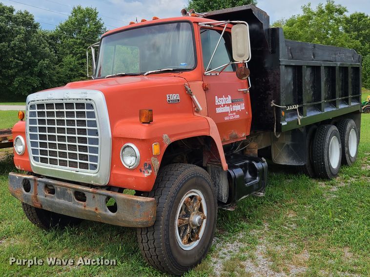 image for item GY9548 1979 Ford 9000  dump truck