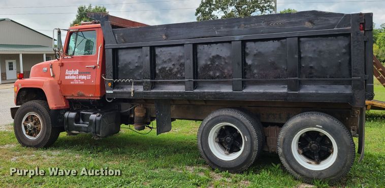 image for item GY9548 1979 Ford 9000  dump truck