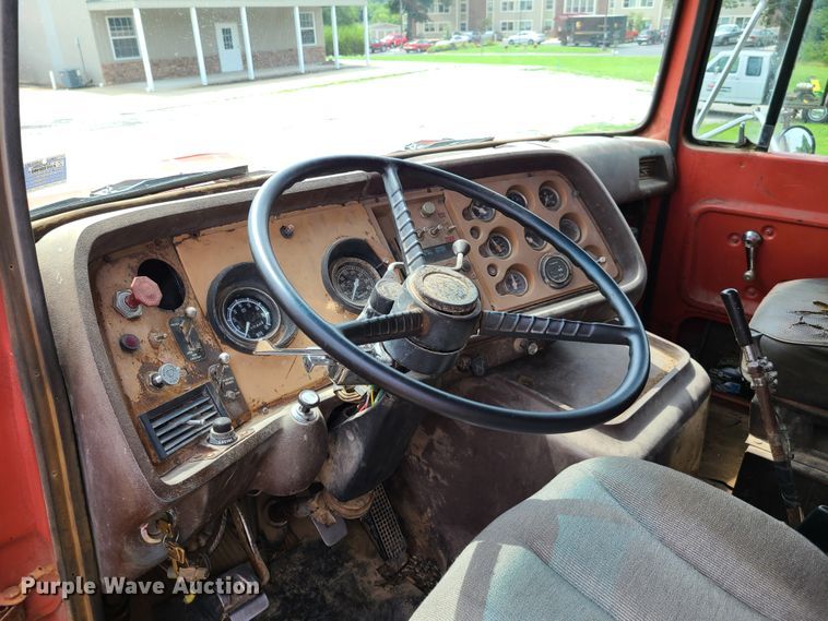 image for item GY9548 1979 Ford 9000  dump truck