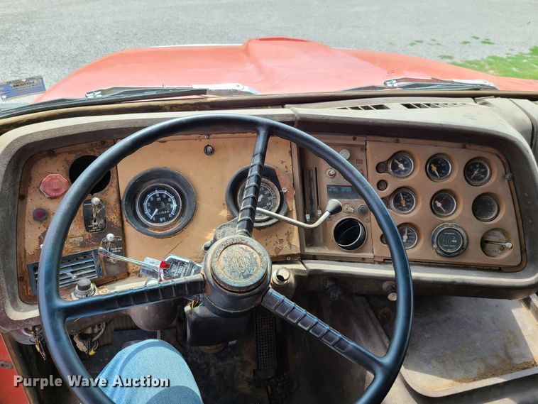 image for item GY9548 1979 Ford 9000  dump truck