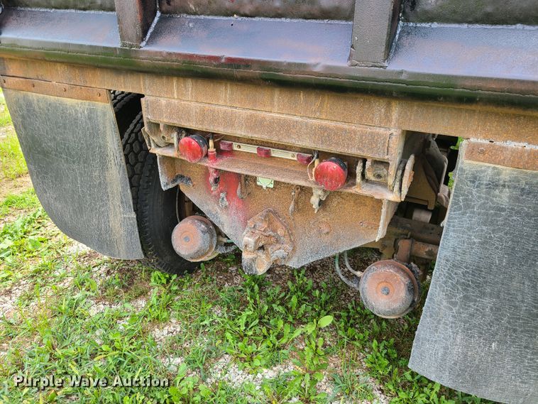 image for item GY9548 1979 Ford 9000  dump truck