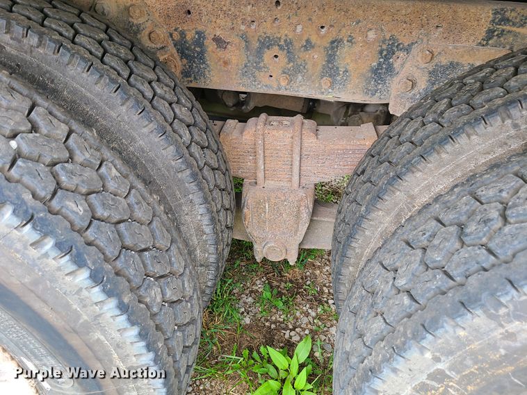 image for item GY9548 1979 Ford 9000  dump truck