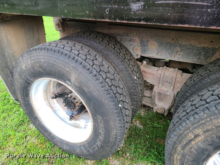 image for item GY9548 1979 Ford 9000  dump truck