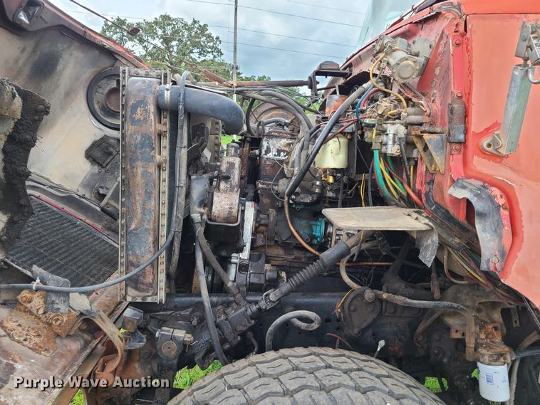 image for item GY9548 1979 Ford 9000  dump truck