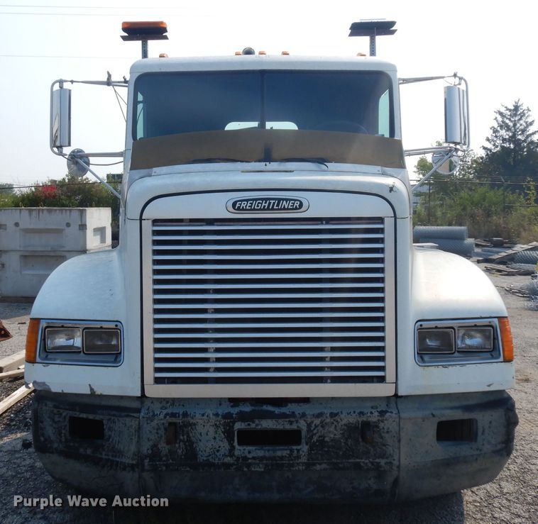 image for item HA9444 1999 Freightliner FLD  flatbed truck