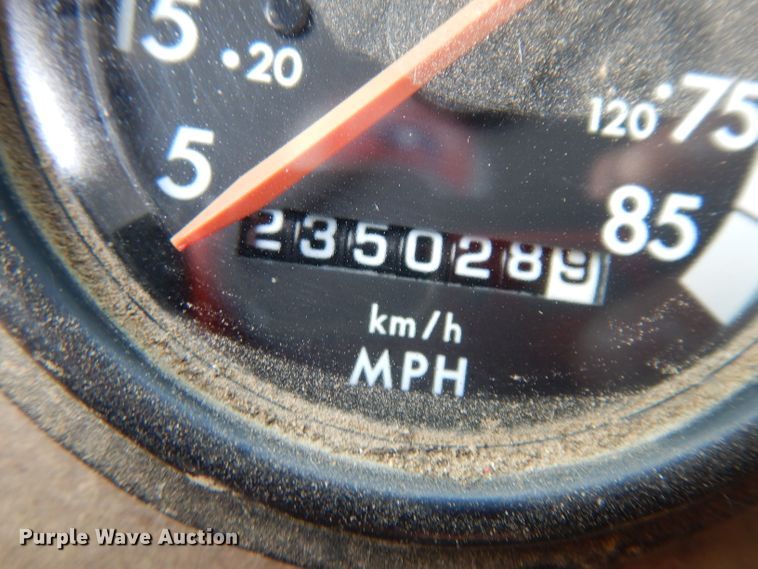 image for item HA9444 1999 Freightliner FLD  flatbed truck