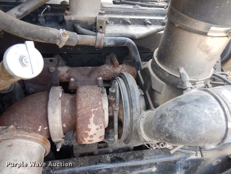 image for item HA9444 1999 Freightliner FLD  flatbed truck