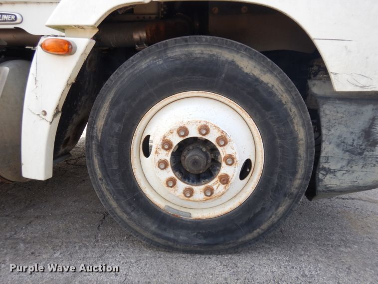 image for item HA9444 1999 Freightliner FLD  flatbed truck