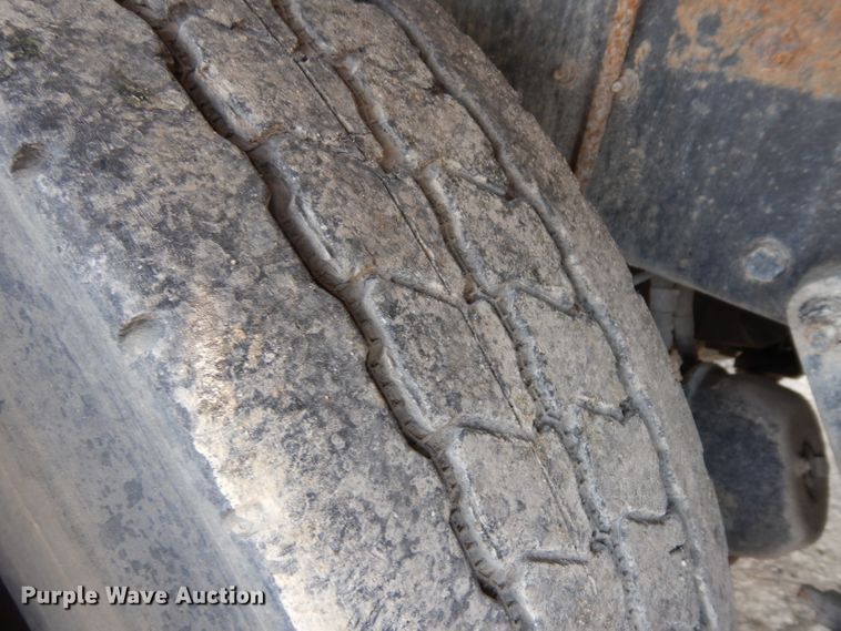 image for item HA9444 1999 Freightliner FLD  flatbed truck