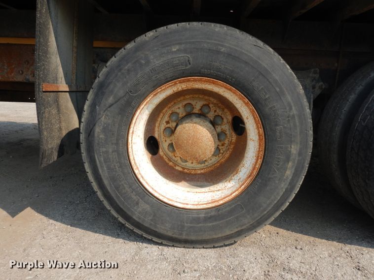 image for item HA9444 1999 Freightliner FLD  flatbed truck