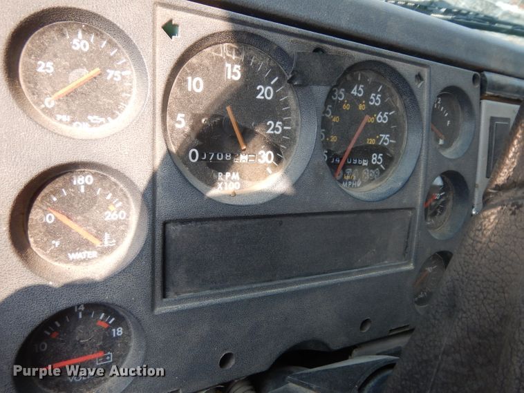 image for item HA9445 1998 Freightliner FL80  crane truck