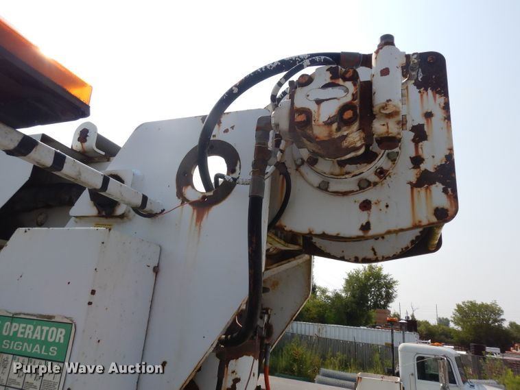 image for item HA9445 1998 Freightliner FL80  crane truck