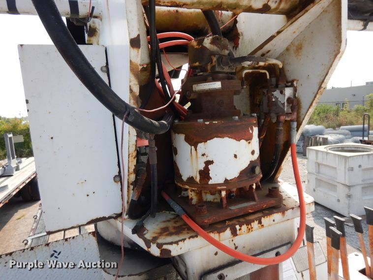 image for item HA9445 1998 Freightliner FL80  crane truck